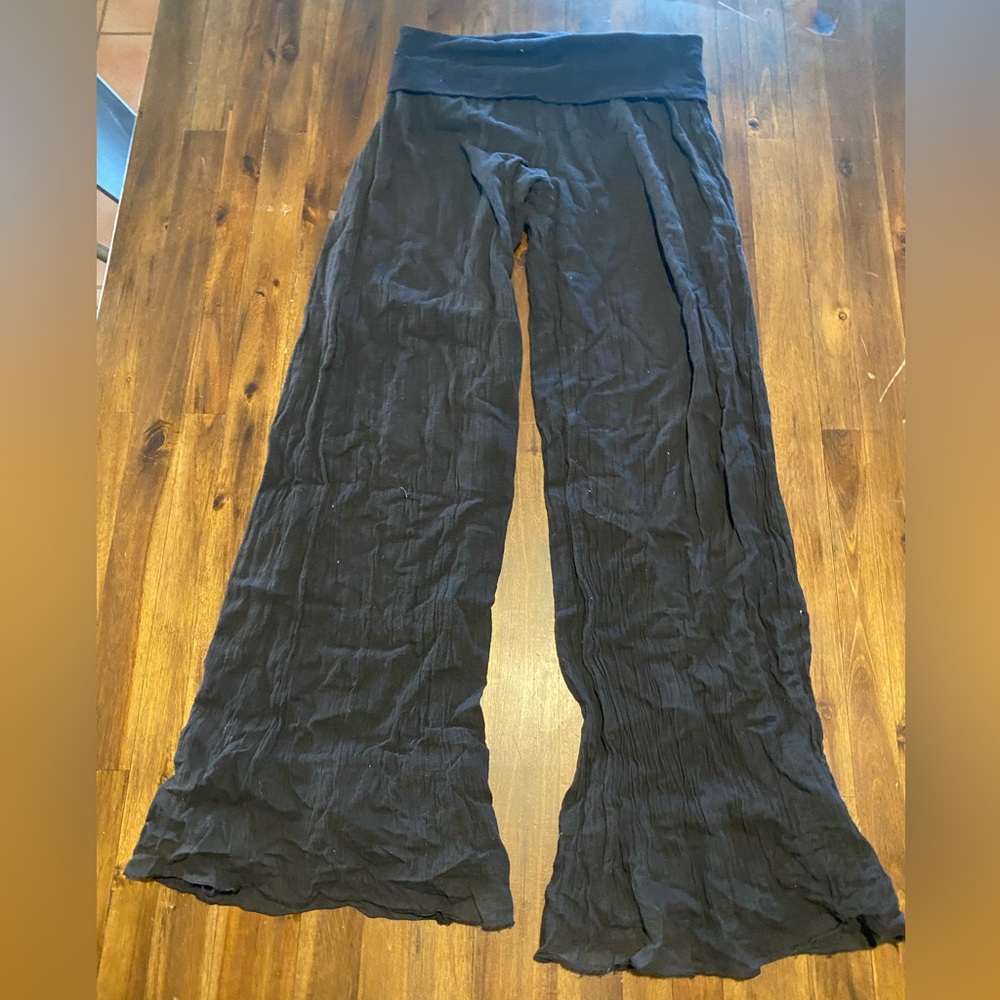 Women’s wide leg pants